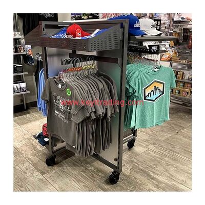 Estantes ajustables independientes, estante de exhibición de camisetas para tienda de ropa de metal